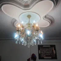 یک عدد لوستر برنز