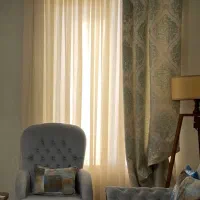 پرده همراه دکور