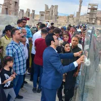 تور تخت جمشید همراه با لیدر و خودرو