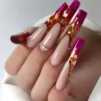 آموزش فوق تخصصی ناخن توسط مدرس بین المللی