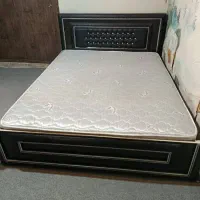 تخت دونفره،کمدکشودار،دراور،آینه،صندلی