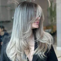 رنگ مو . دکلره.  امبره . بالیاژ . لایت روسی|خدمات آرایشگری و زیبایی|تهران, ولنجک|دیوار