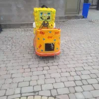 ماشین تکان دهنده|اسباببازی|لیسار, |دیوار