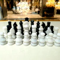 مهره شطرنج سنگی