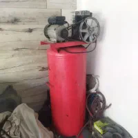 پمپ باد ایستاده و جک سوسماری