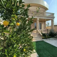 حیاط-دار-بر-آسفالت-300متر-زمین-مسکونی-مدرن