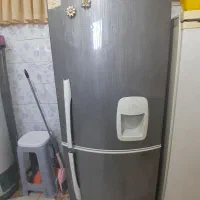 یخچال سالم و جا دار