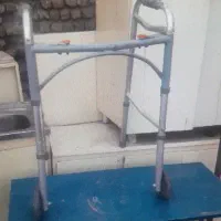 واکر آلومینیوم چرخ دار تاشو