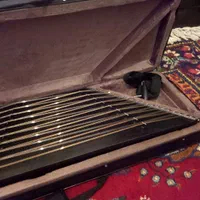 سنتور استاد صادقی، طرح تلفیق هنر دست ساز|سازهای سنتی|ارومیه, |دیوار