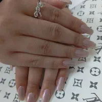 خدمات کاشت ترمیم ناخن|خدمات آرایشگری و زیبایی|مشهد, ثامن|دیوار