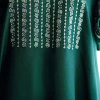 گلدوزی زنجیره ای با نخ، کاموا و گلابتون طلایی|لباس|میناب, |دیوار