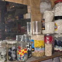 فروش دکمه و زیپ و عروسک بعلت تغییر شغل