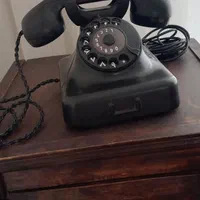 تلفن قدیمی