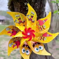 فرفره طرح کارتنی و پرچم ایران در ۱۳ طرح مختلف