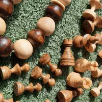 تخته نرد و مهره شطرنج چوبی|اسباب‌‌بازی|رشت, هلال احمر|دیوار