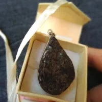 گردنبند نقره سنگ استروفیلت کلکسیونی