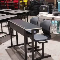 اقای احسانی نبمکت پایه مشکی|صندلی و نیمکت|تهران, ایران|دیوار