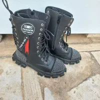 بوت سایز ۳۶|کیف، کفش، کمربند|ماکو, |دیوار