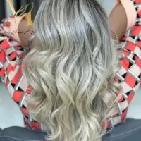 مرکز صافی و احیا لایت (سخت پسندان)|خدمات آرایشگری و زیبایی|قم, زنبیل آباد|دیوار