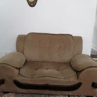 یک دست مبل راحتی، به علت اسباب کشی بفروش میرسد|مبلمان خانگی و میز عسلی|مشگین شهر, |دیوار