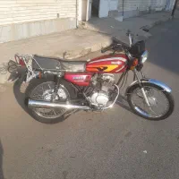 موتورسیکلت ۱۲۵ هیلتون