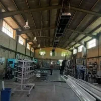 کارگر ماهر و نیمه ماهر تولید پنجرهupvc وآلومینیوم