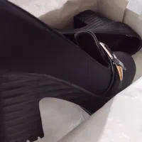 کفش مجلسی وپوتین کفش اولی نوهست