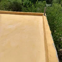 عایق رنگ زرد آجری ( ایزوگام مایع ایرانیان )