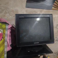 مانیتور قدیمی