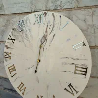 ساعت رزینی فروش به علت جابجایی|ساعت دیواری و تزئینی|اسلامشهر, شهرک قائمیه|دیوار
