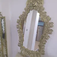 آیینه و ساعت برنزی