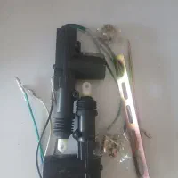 قفل سازی اتومبیل