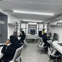 منشی برای کار دفتری