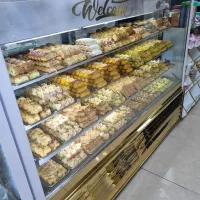 ویترین قنادی