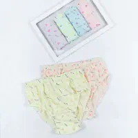 شورت زنانه طرح قلب رنگی 4122