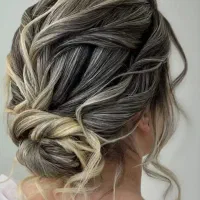 تخفیف ویژه در سالن لونا و اموزش در تمامی لاینها|خدمات آرایشگری و زیبایی|نهاوند, |دیوار