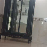 بسیار تمیز می باشد.نیاز ندارم می‌خوام بفروشمش|بوفه، ویترین، کنسول|آشخانه, |دیوار