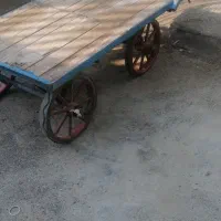 گاری قرص ومحکم 5ساله تو پارکینگ تکان نخورده