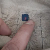 کاپشن  پسرانه|لباس|اصفهان, باغ فدک|دیوار