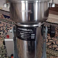اسیاب گهواره ای صنعتی المانی گاسترو بلک ۸۵۰گرمی