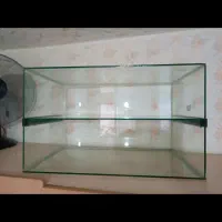 طبقه شیشه ای