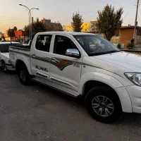 هایلوکس 2010