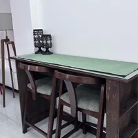 کانتر چوبی و سه عدد صندلی اوپن