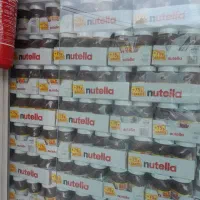 شکلات نوتلاو مغز پسته و کرم کره لوتوس خارجی