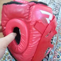 یک عدد کلاه و دستکش کونگ فو