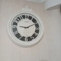 ساعت دیواری