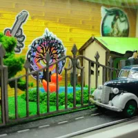 ماکت ۱/۶۴ بهمراه ماکت محیط دست ساز