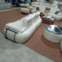 مبل راحتی / و رنگ پارچه بدلخواه مشتری /