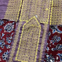 لباس زرین دوز