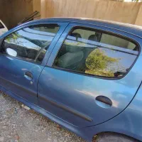 ماشین ۲۰۶کم کاردوررنگ مدل۹۵|خودرو سواری و وانت|منوجان, |دیوار